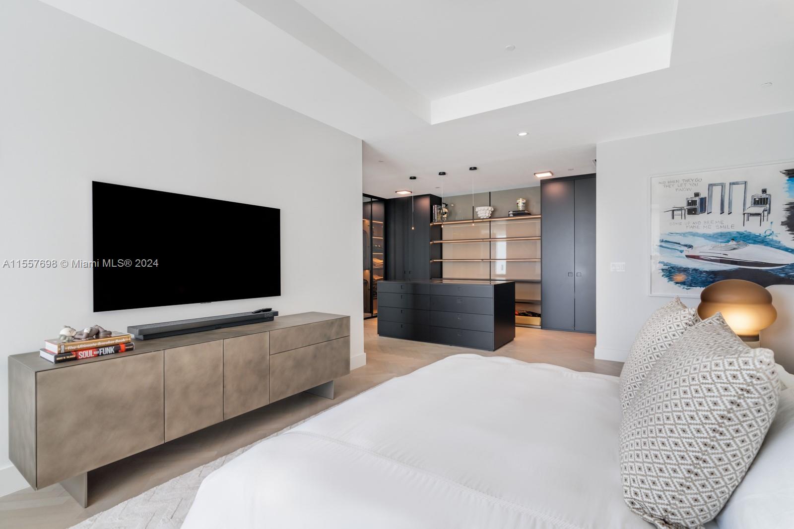 4701 NORTH MERIDIAN CONDO - Residential