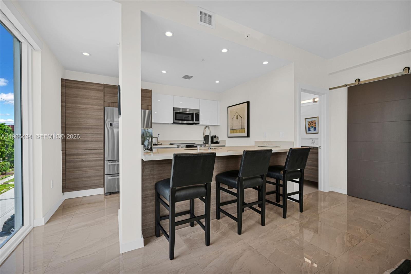 1900 DB AT DEERFIELD BEAC - Residential Lease