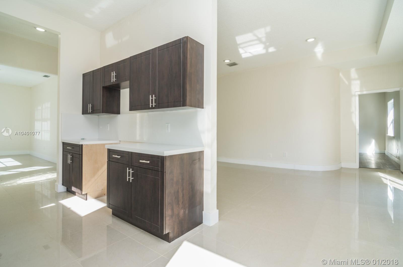 TRENDS AT BOCA RATON UNIT - Residential