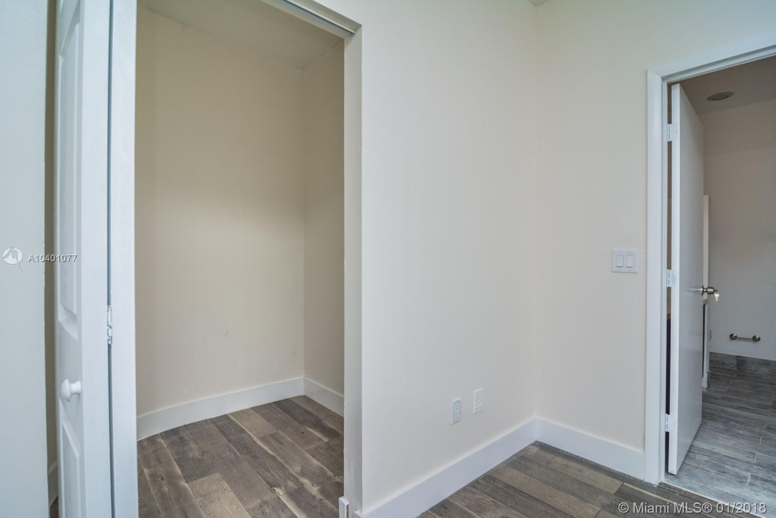 TRENDS AT BOCA RATON UNIT - Residential