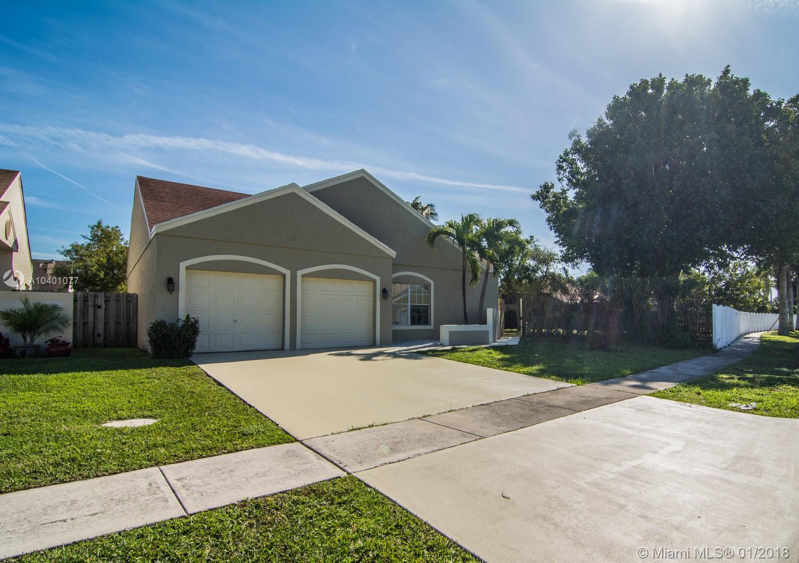 TRENDS AT BOCA RATON UNIT - Residential