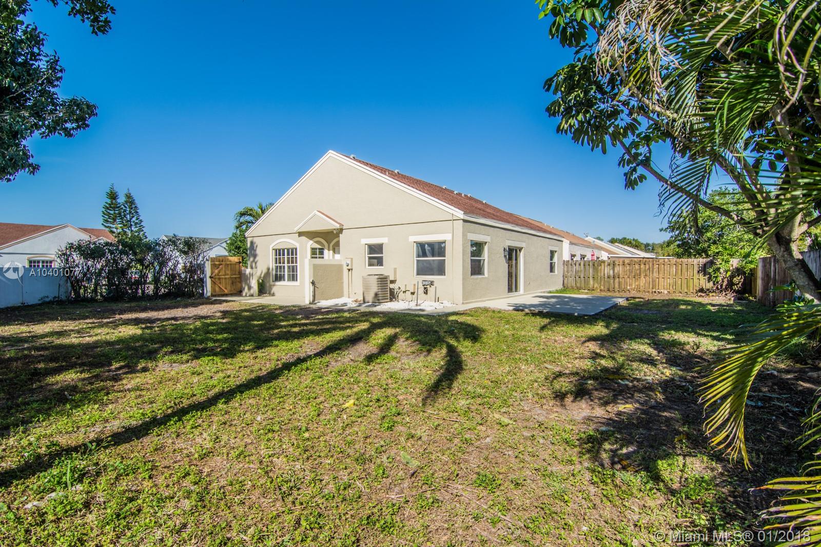 TRENDS AT BOCA RATON UNIT - Residential