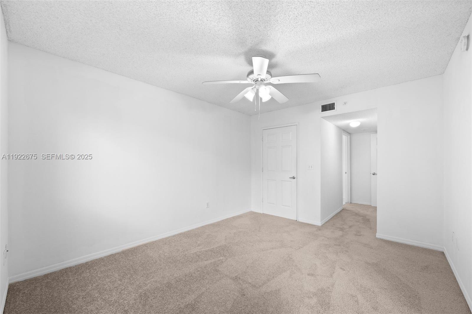 ROYAL GRAND CONDO - Residential