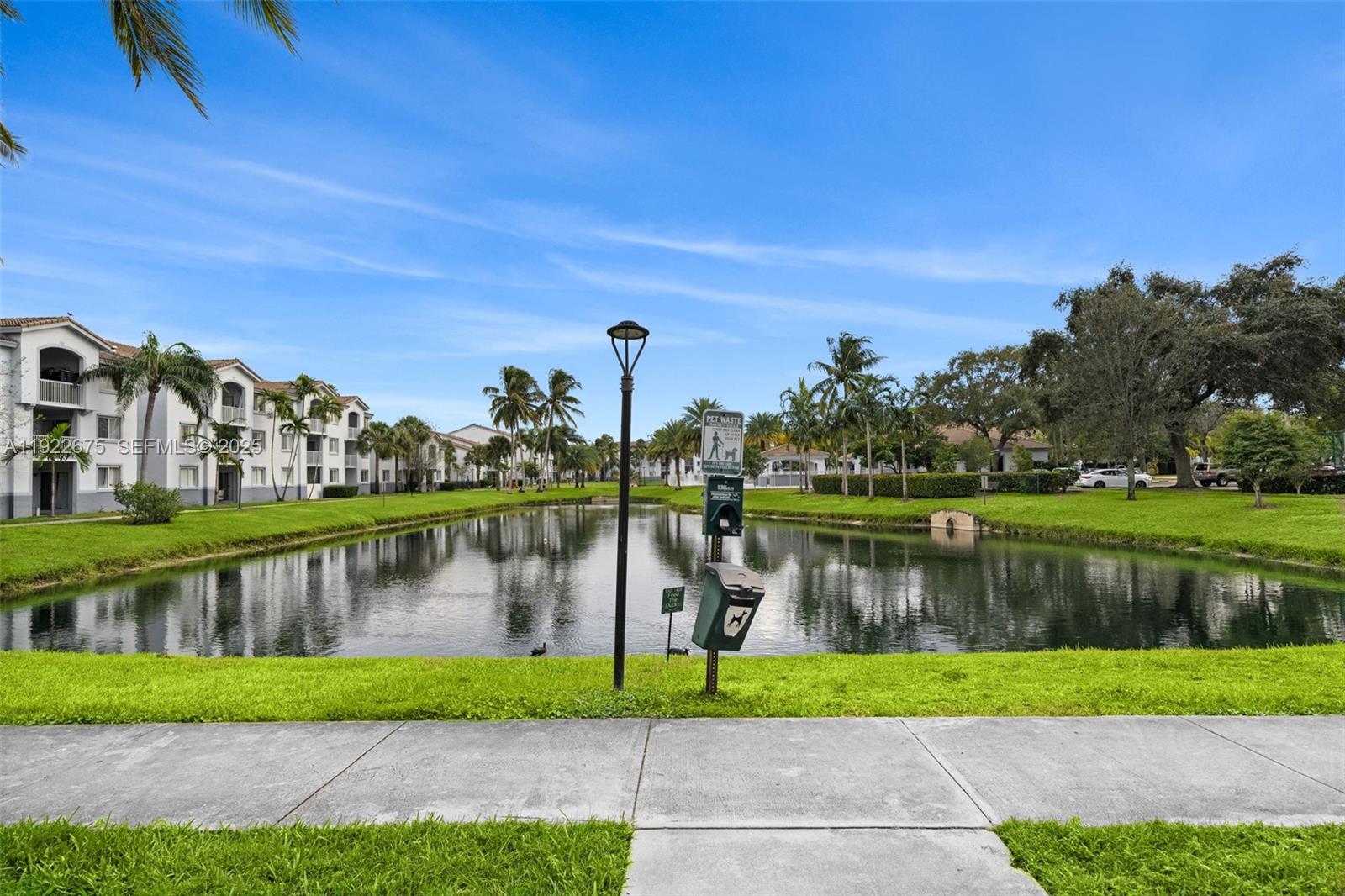 ROYAL GRAND CONDO - Residential