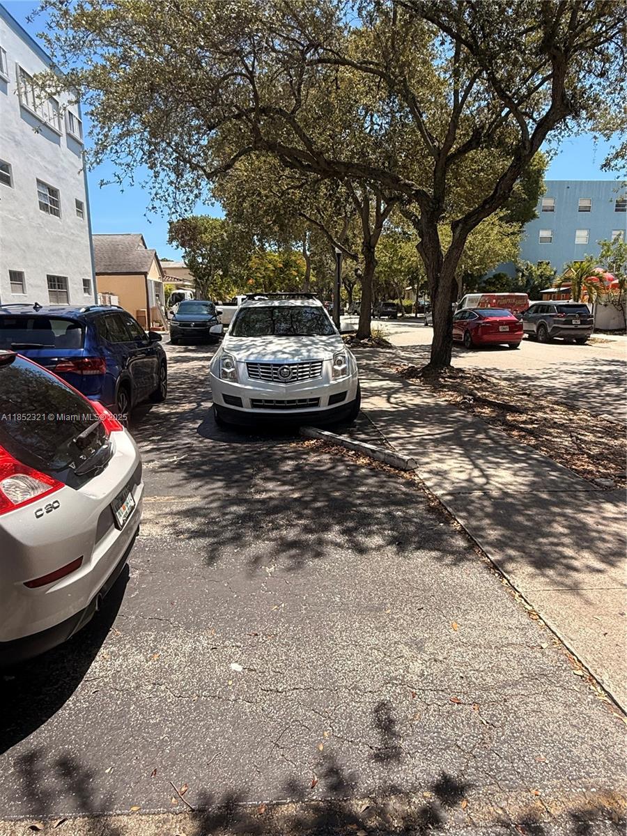 BARCLAY ARMS CONDO - Residential Lease