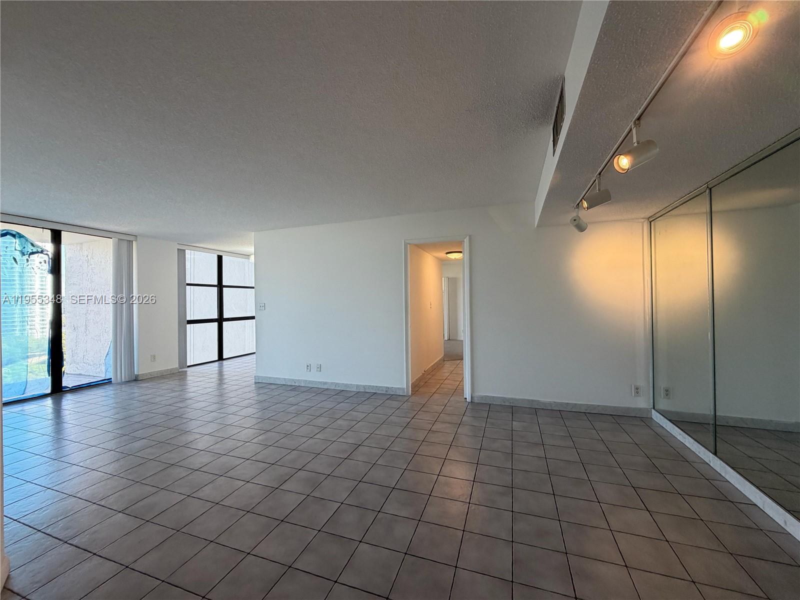 TOWER AT BISCAYNE COVE CO - Residential Lease
