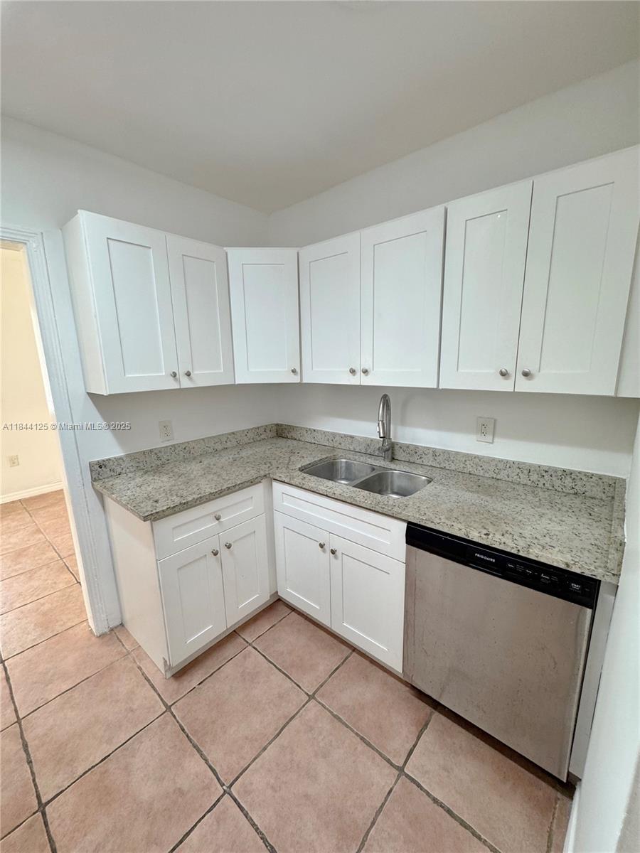 TREASURE ISLAND - Residential