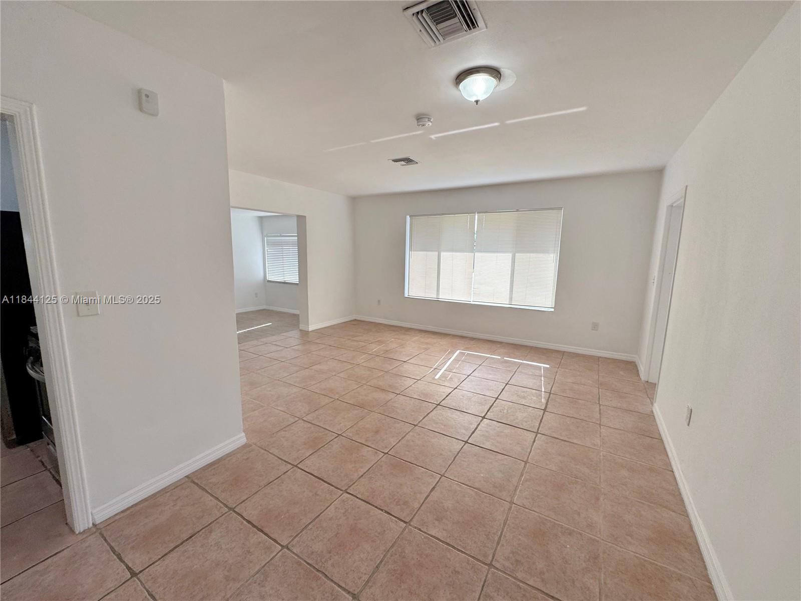 TREASURE ISLAND - Residential