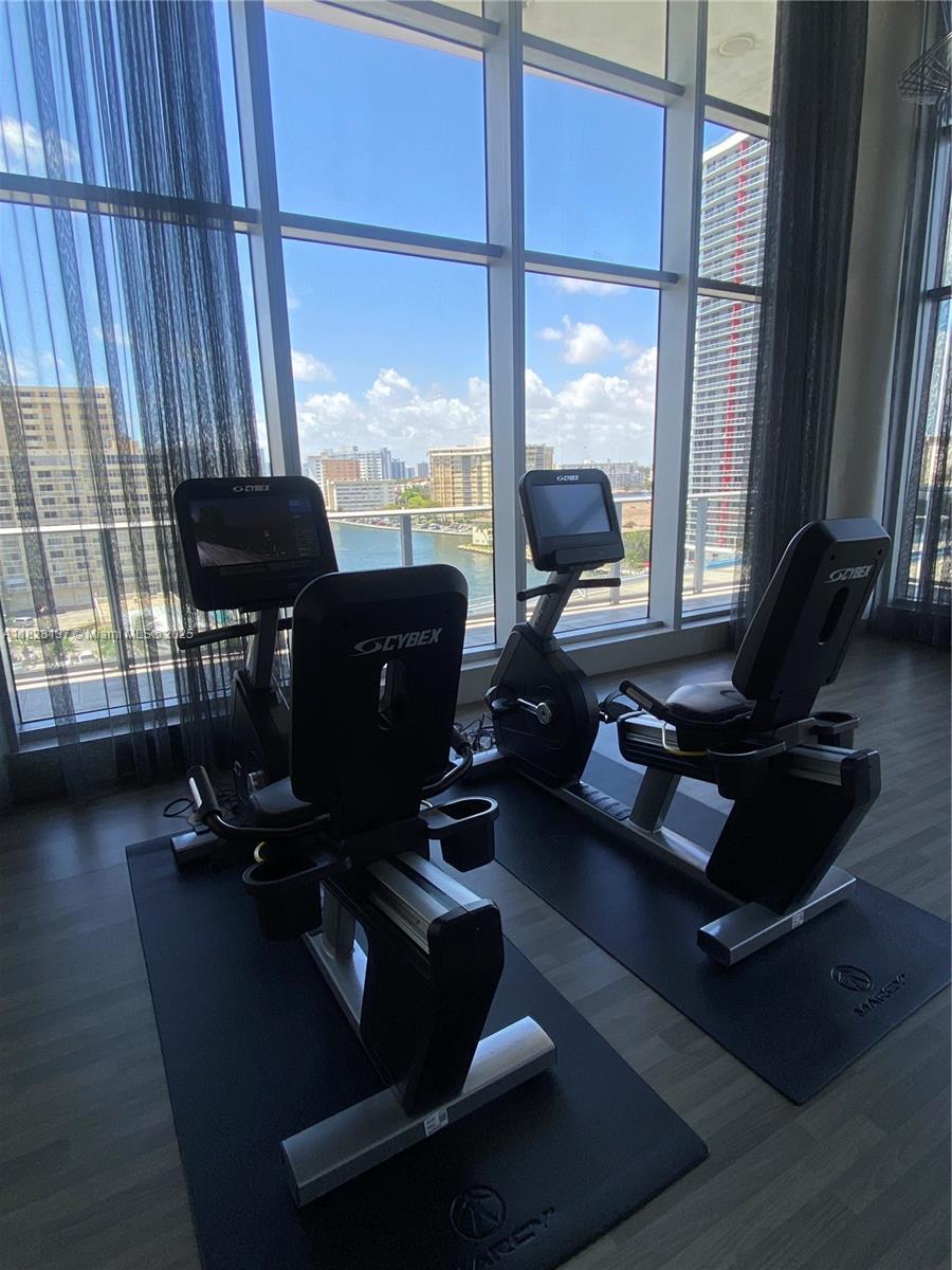 4010 SOUTH OCEAN CONDO - Residential Lease