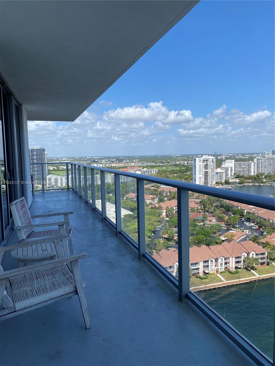 4010 SOUTH OCEAN CONDO - Residential Lease