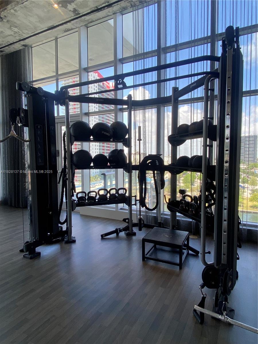 4010 SOUTH OCEAN CONDO - Residential Lease