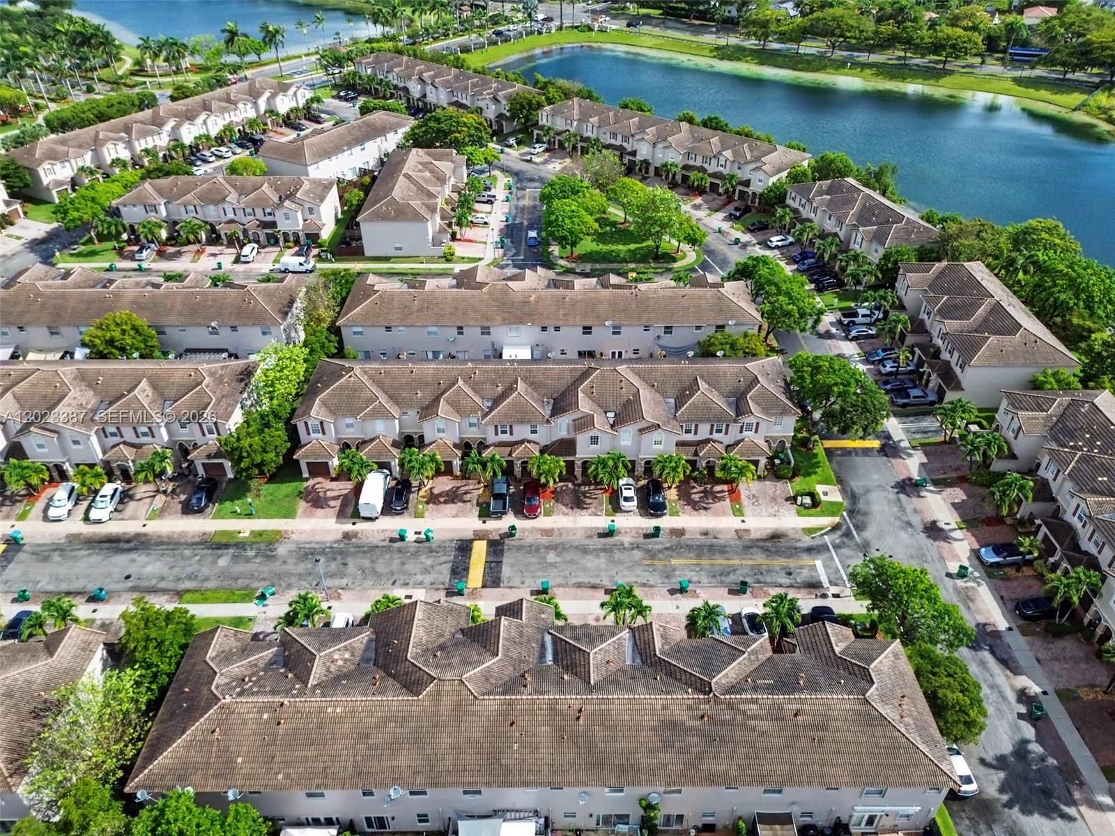 LAKES BY THE BAY CEE - Residential