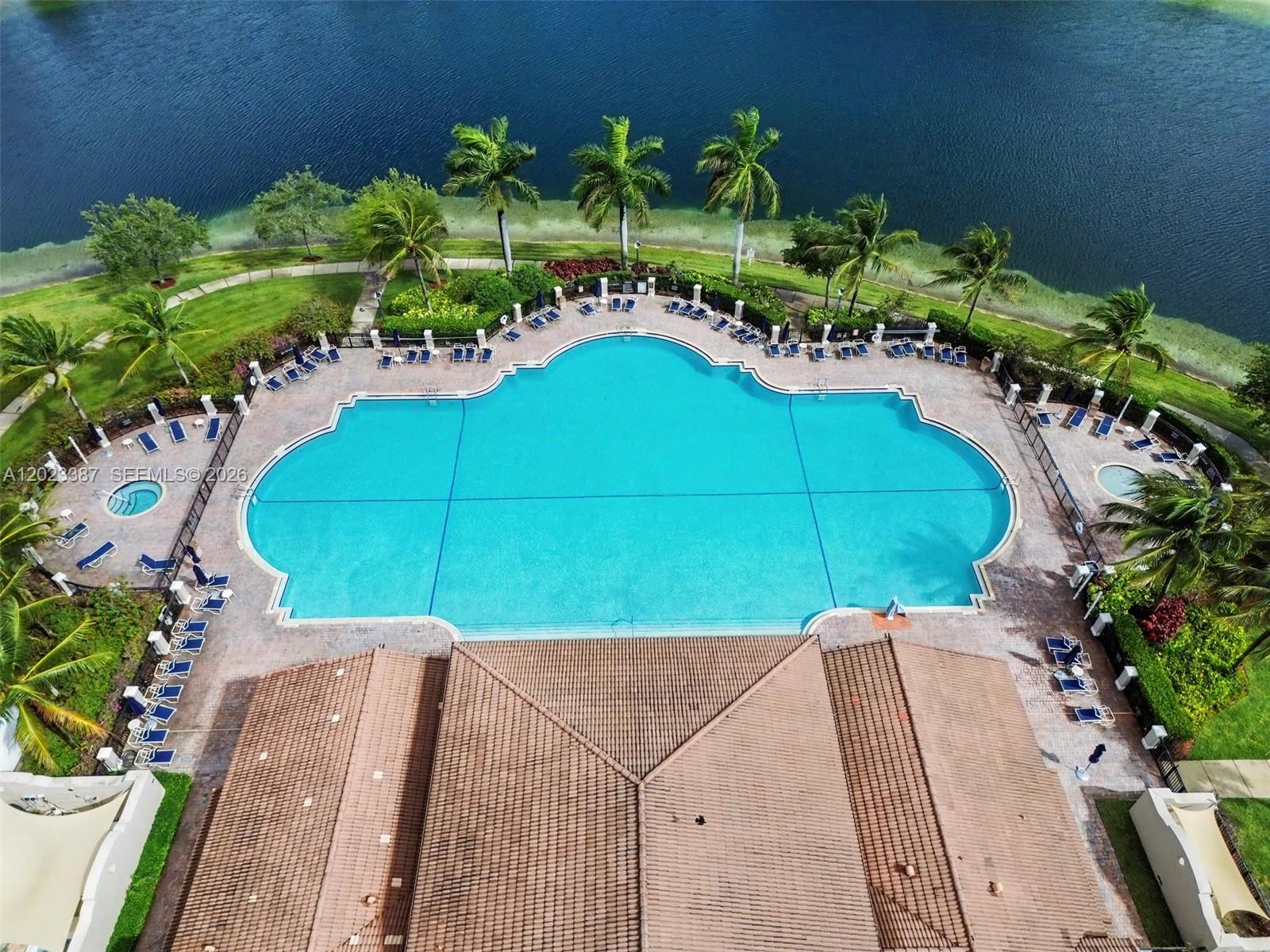 LAKES BY THE BAY CEE - Residential