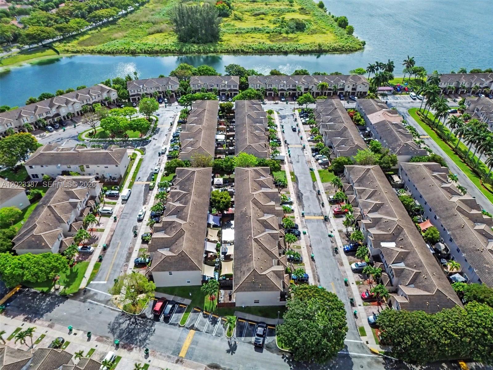 LAKES BY THE BAY CEE - Residential