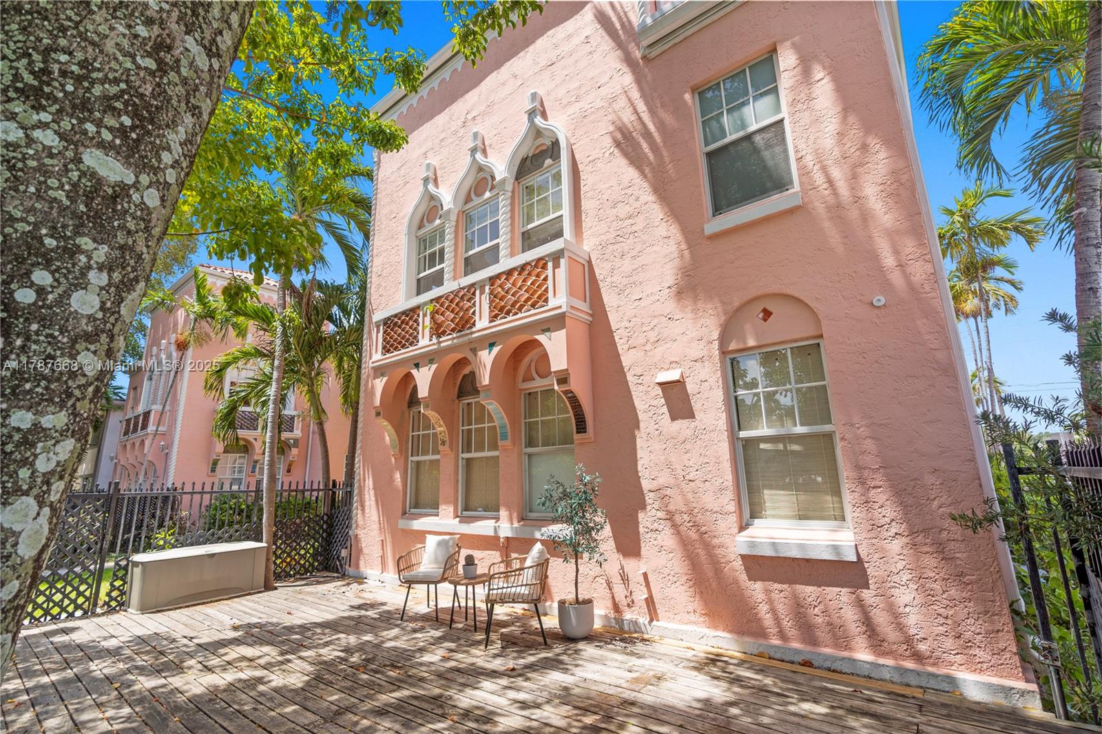 Property for Sale at 760 Meridian Ave 1, Miami Beach, Miami-Dade County, Florida - Bedrooms: 2 
Bathrooms: 3  - $875,000
