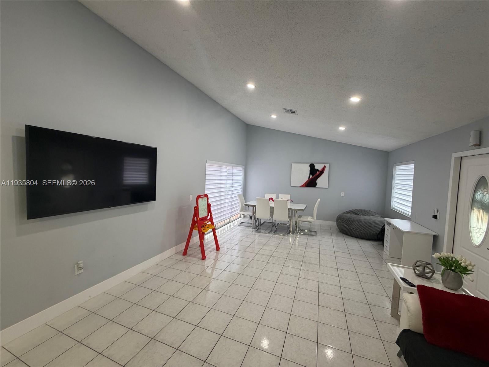 CHANTE-CLARE - Residential