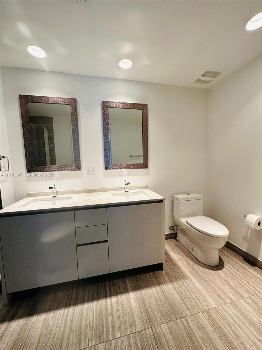 1010 BRICKELL CONDO - Residential