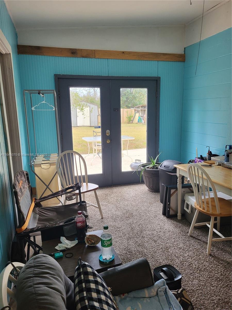 LAKE DRIVE HEIGHTS - Residential