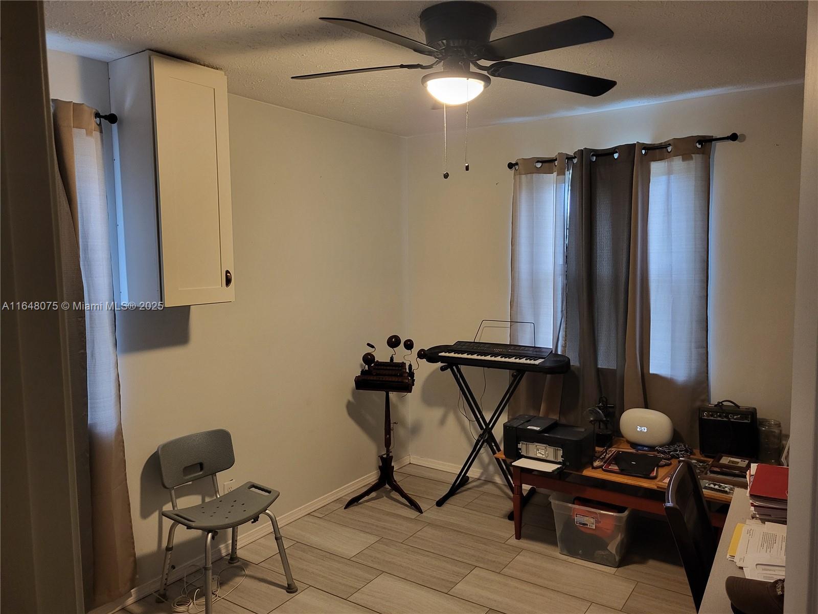 LAKE DRIVE HEIGHTS - Residential