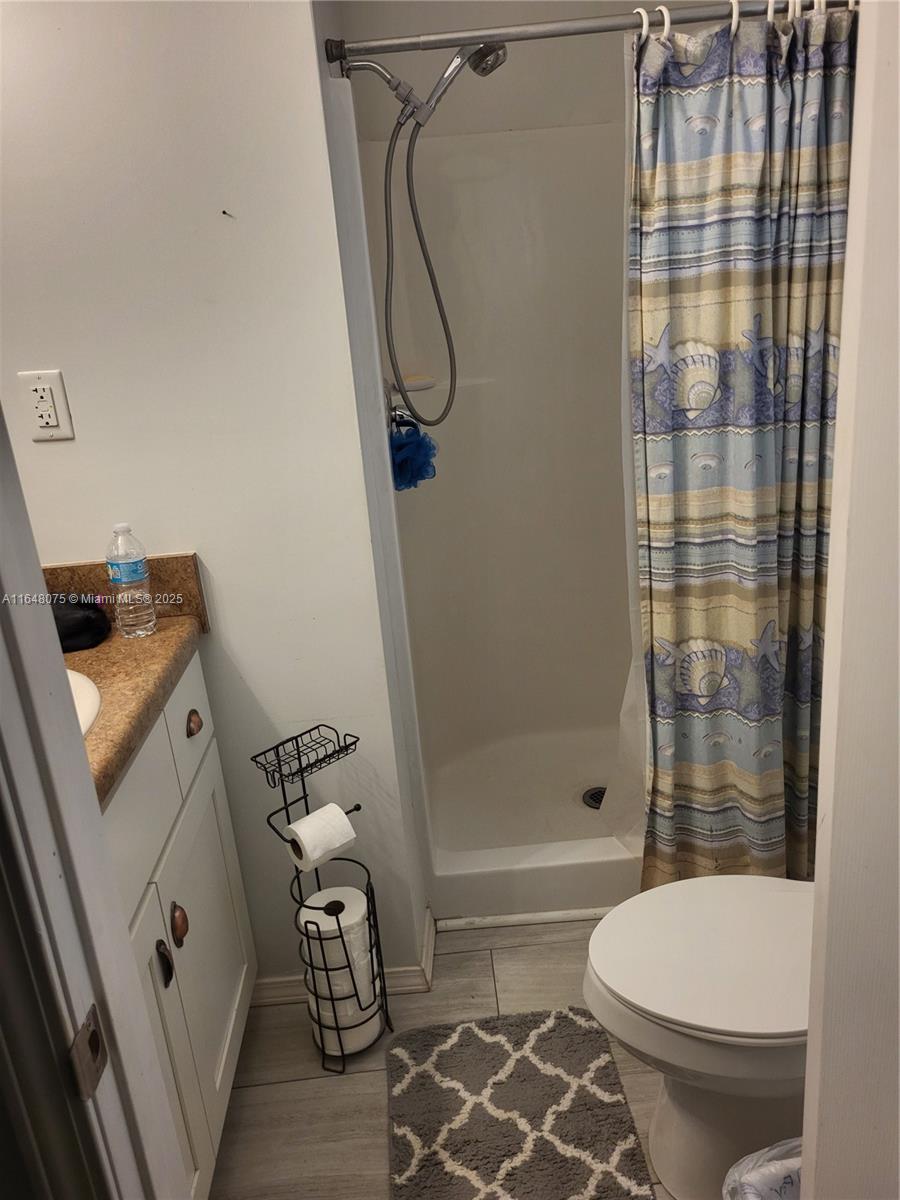 LAKE DRIVE HEIGHTS - Residential