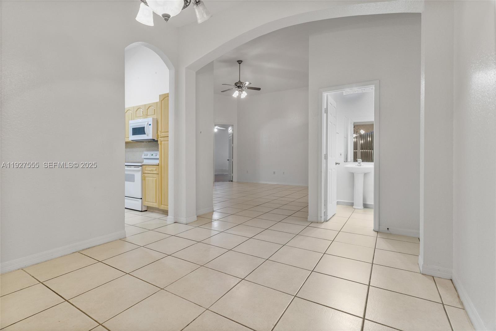 POD 3 AT MONARCH LAKES - Residential