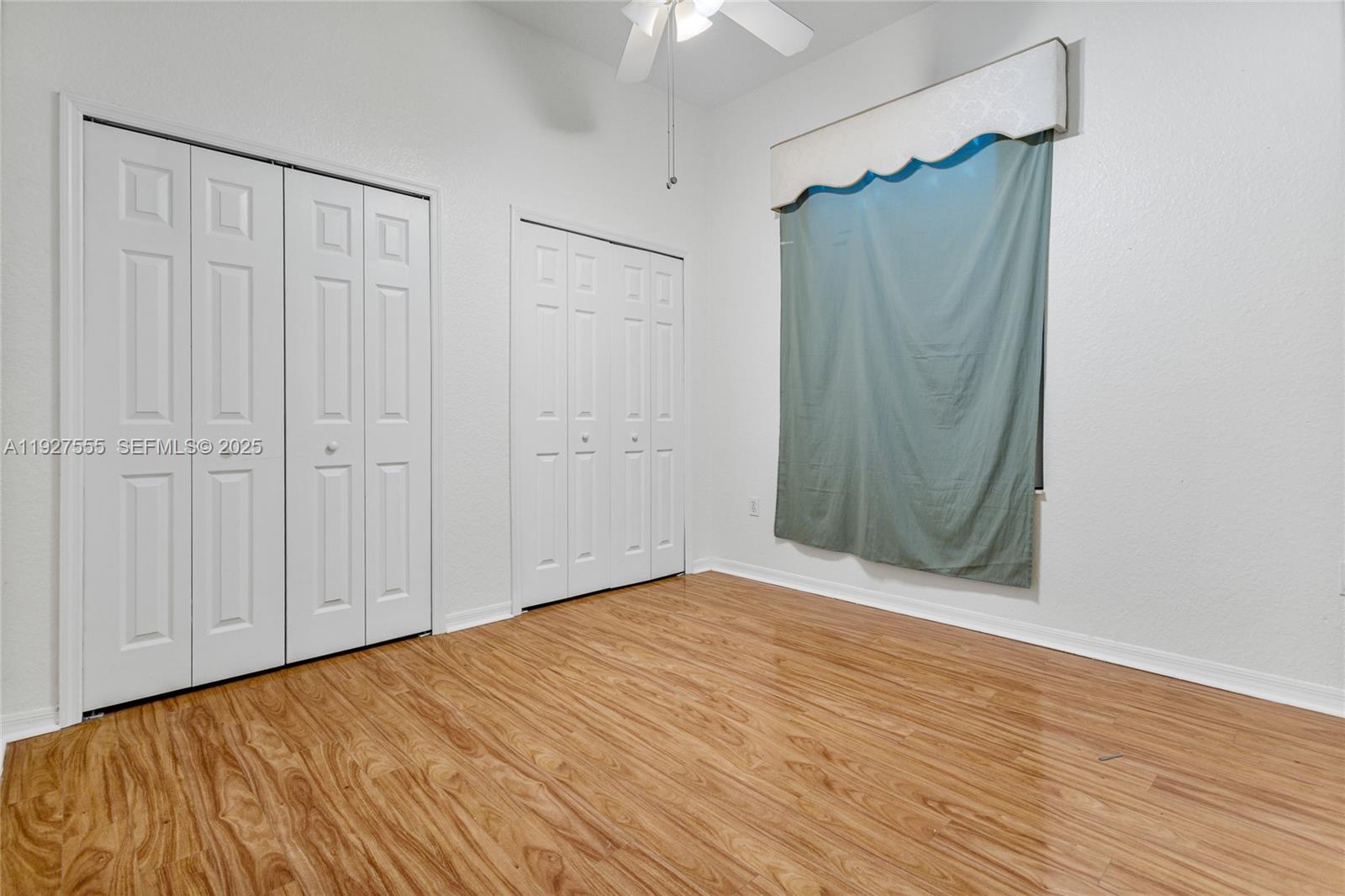 POD 3 AT MONARCH LAKES - Residential