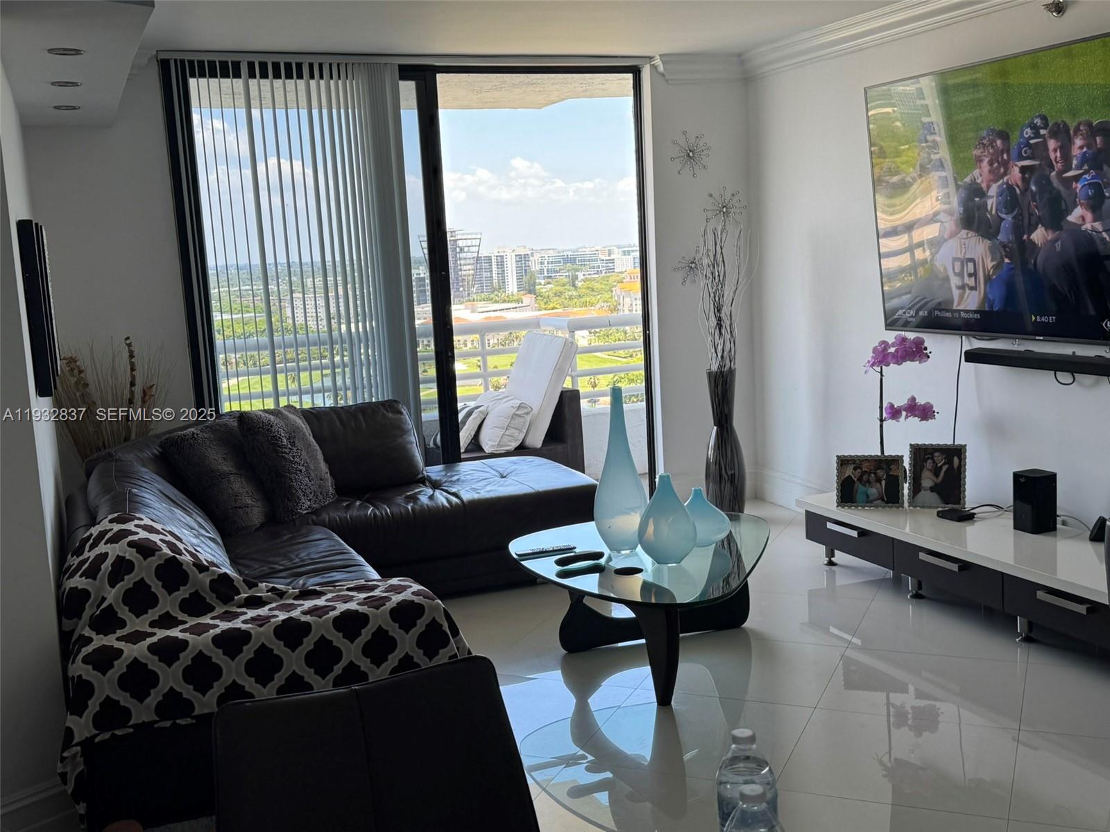 PARC CENTRAL AVENTURA EAS - Residential Lease