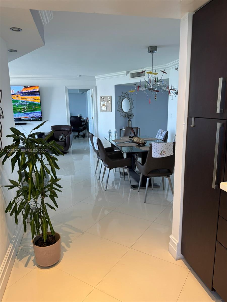 PARC CENTRAL AVENTURA EAS - Residential Lease