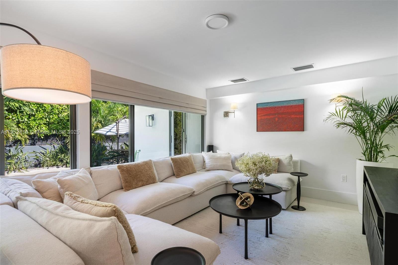 KINNEY PARK - Residential