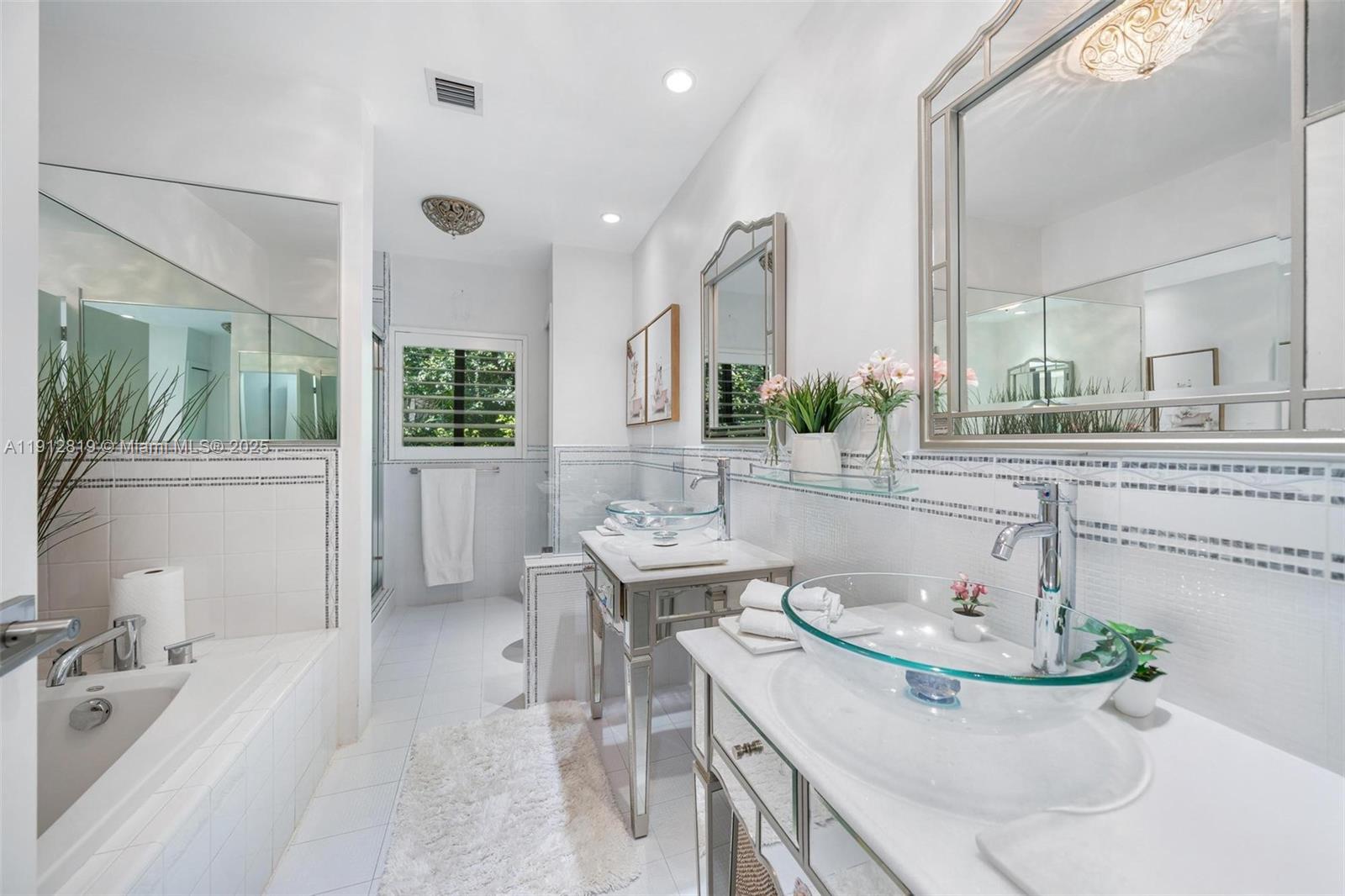 KINNEY PARK - Residential