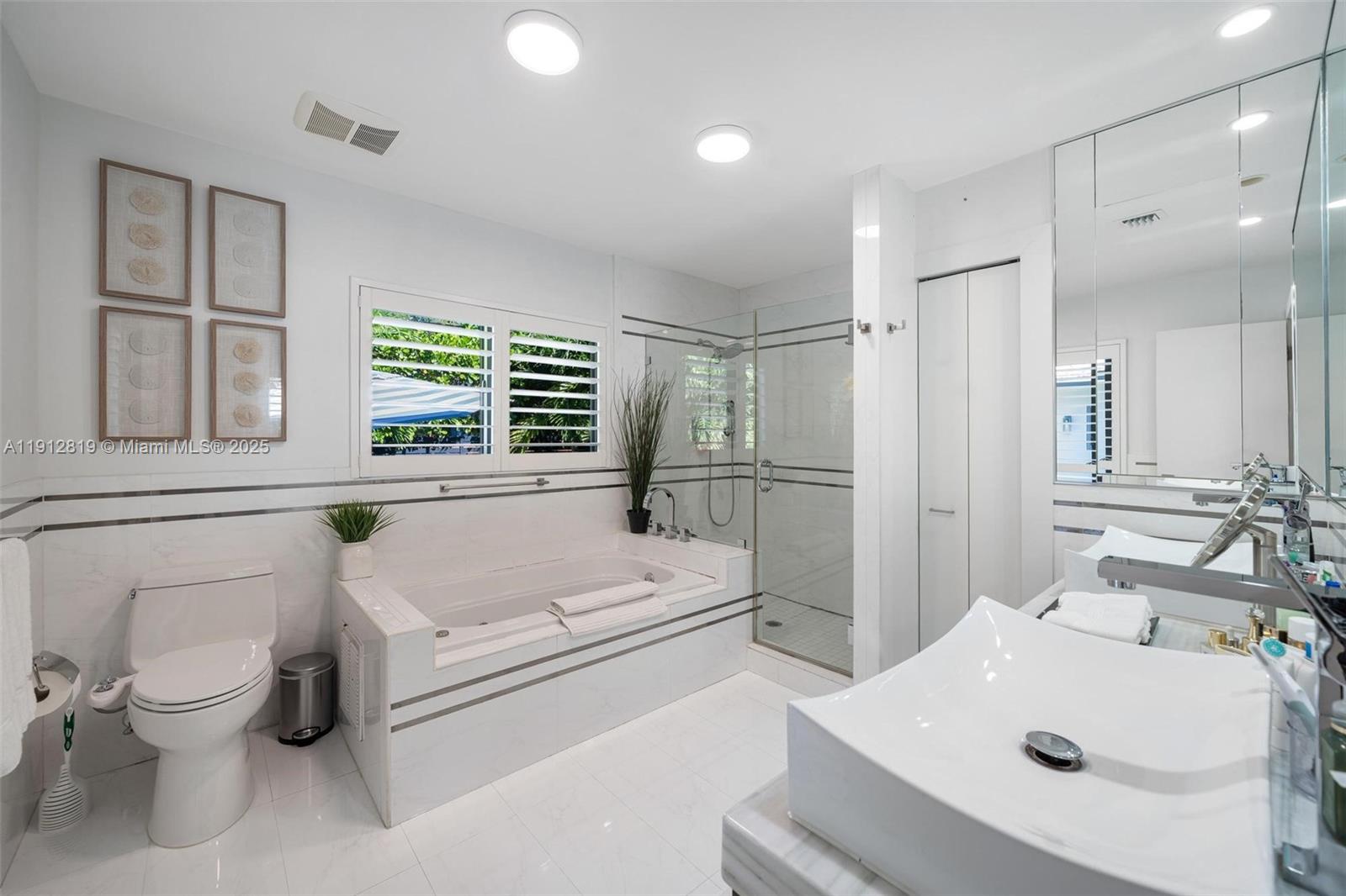 KINNEY PARK - Residential