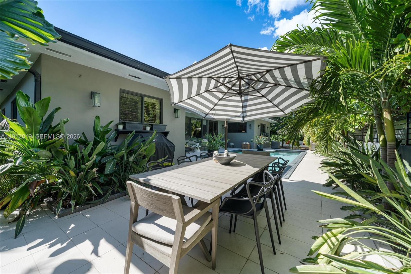 KINNEY PARK - Residential