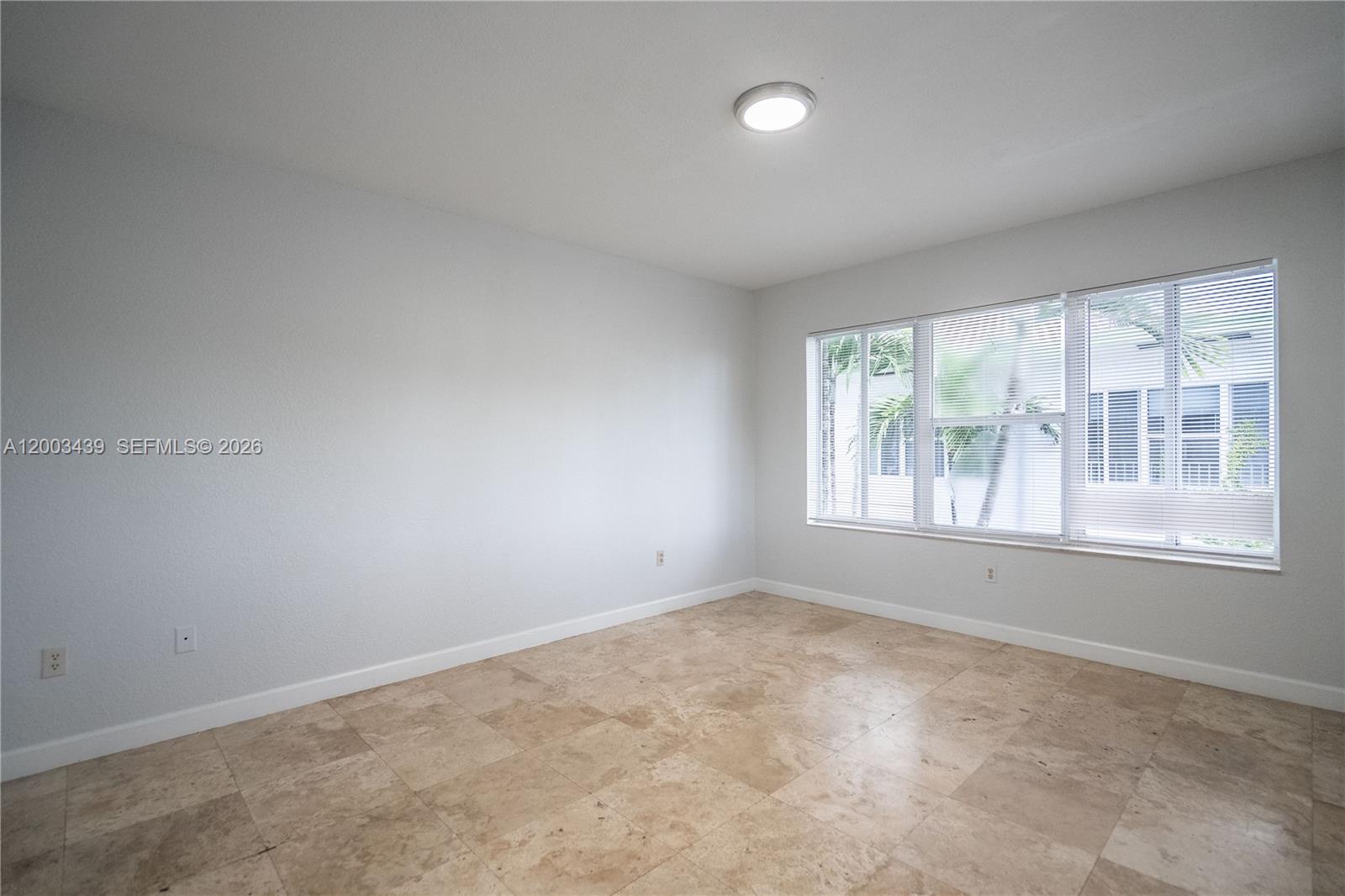 BAYVIEW TOWNHOMES CONDO - Residential Lease