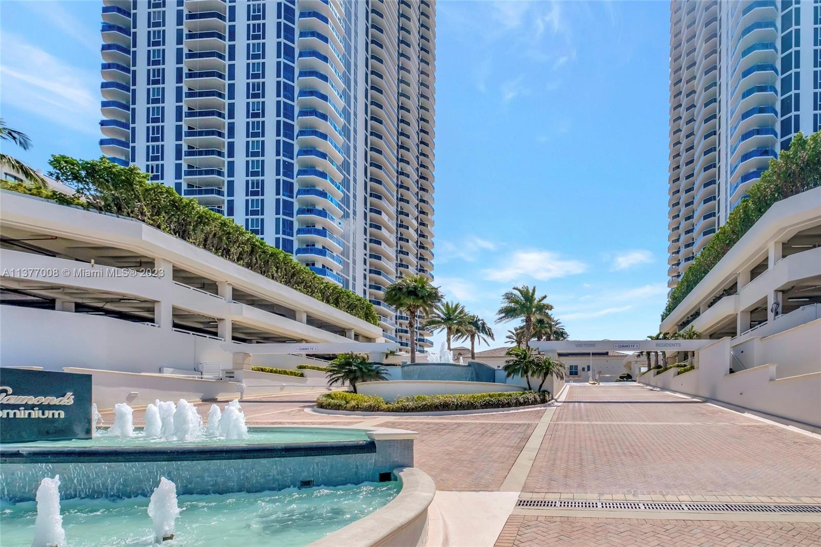 BLUE DIAMOND CONDO - Residential