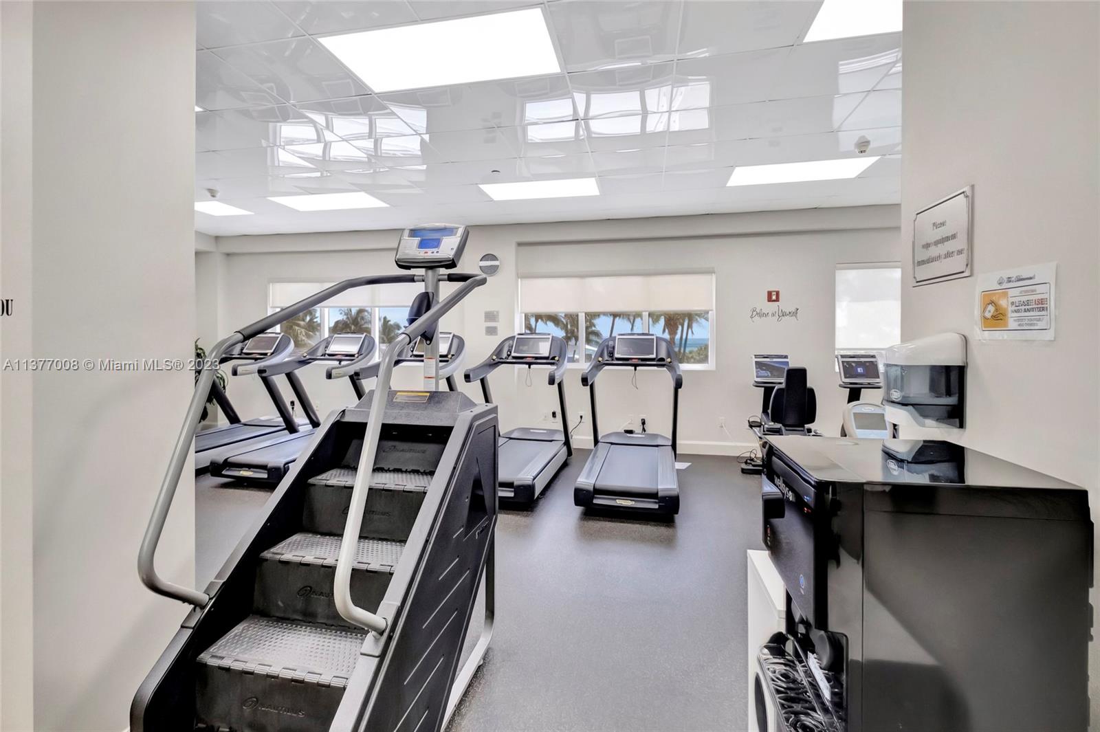 BLUE DIAMOND CONDO - Residential