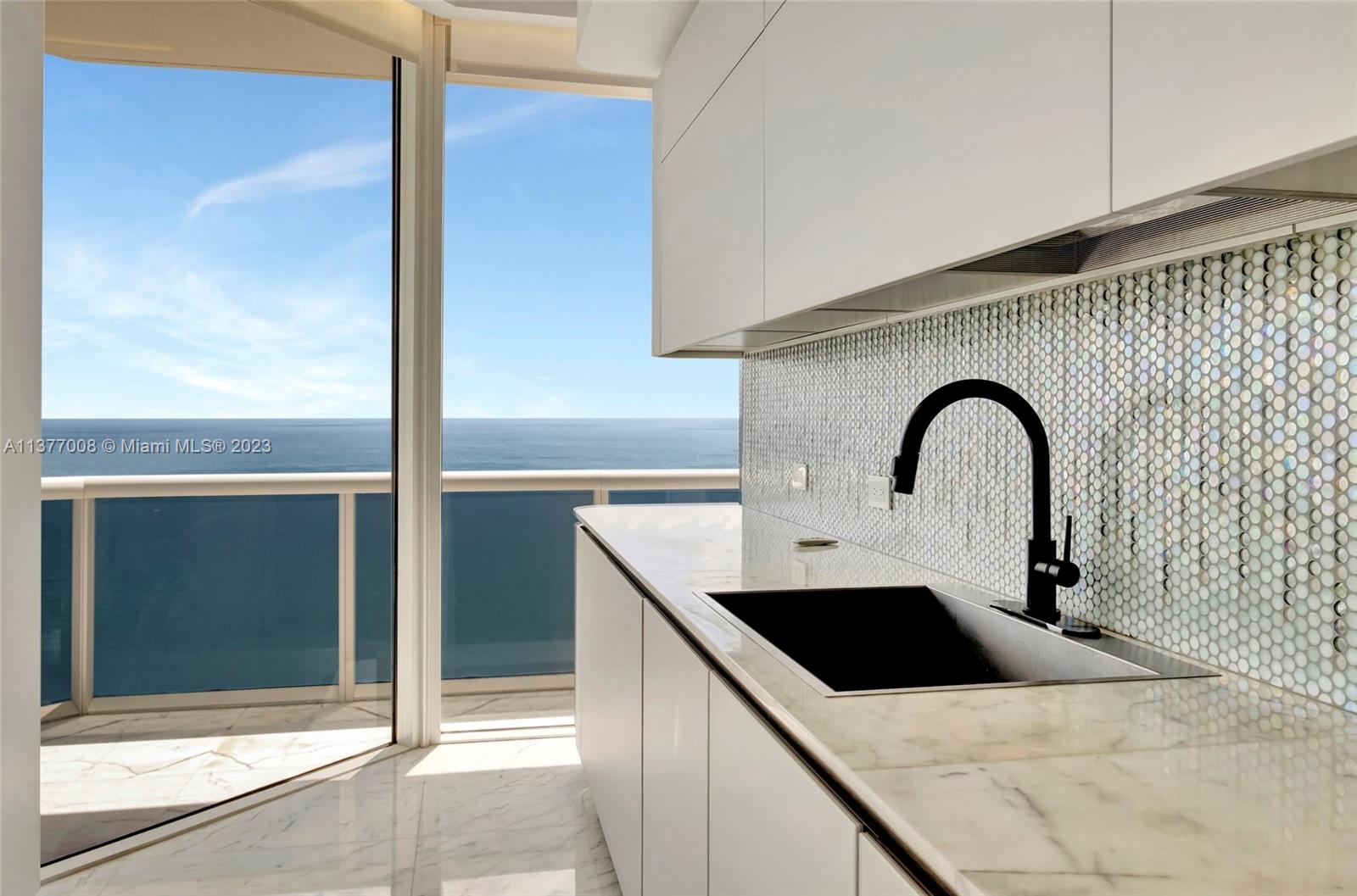 BLUE DIAMOND CONDO - Residential