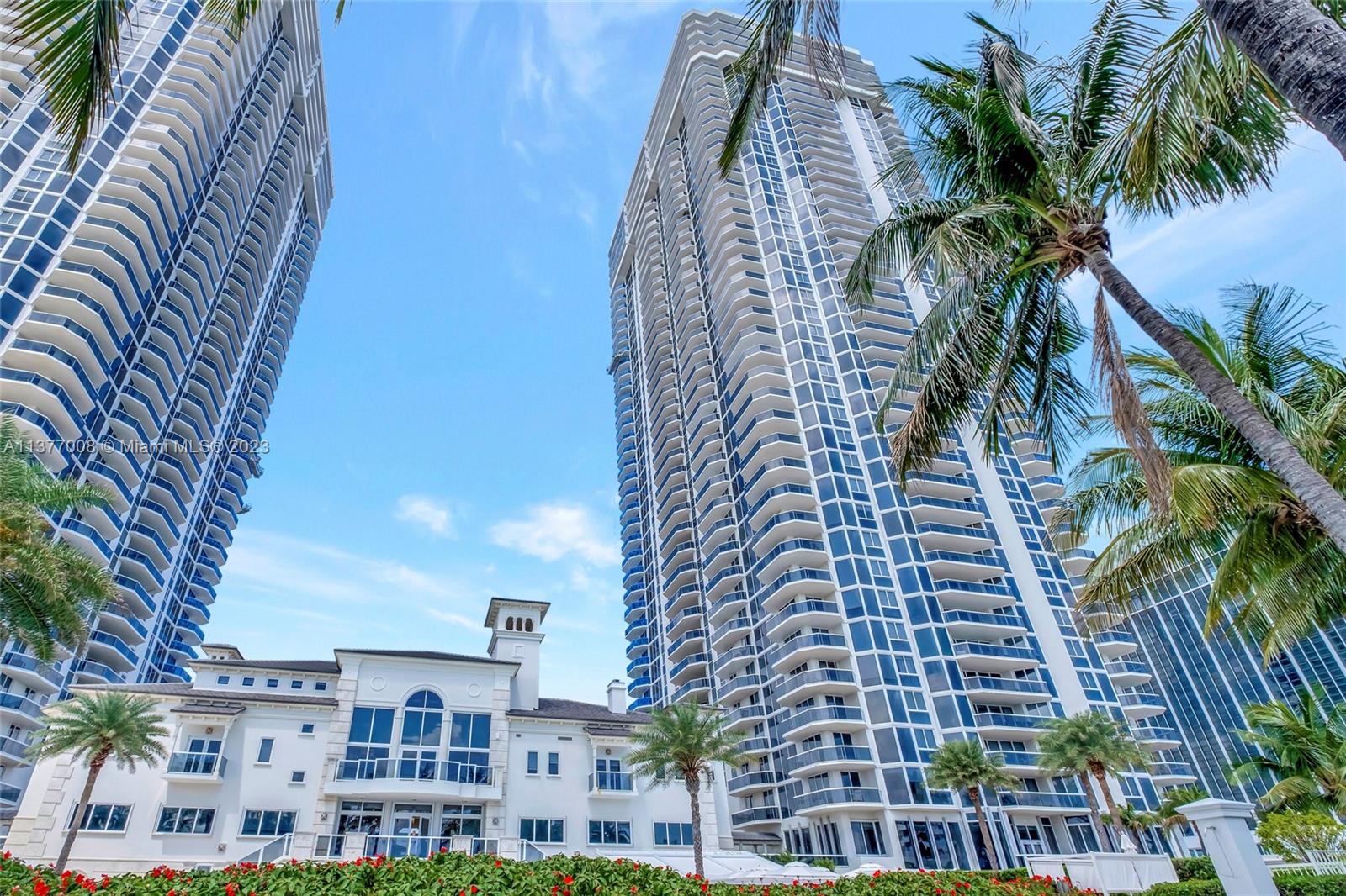 BLUE DIAMOND CONDO - Residential