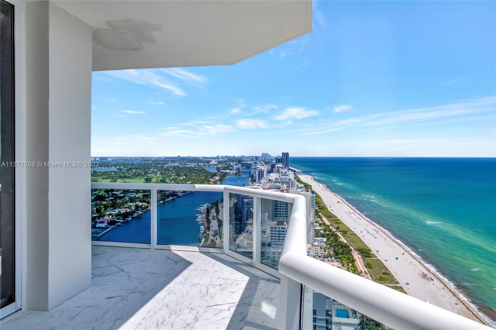 BLUE DIAMOND CONDO - Residential