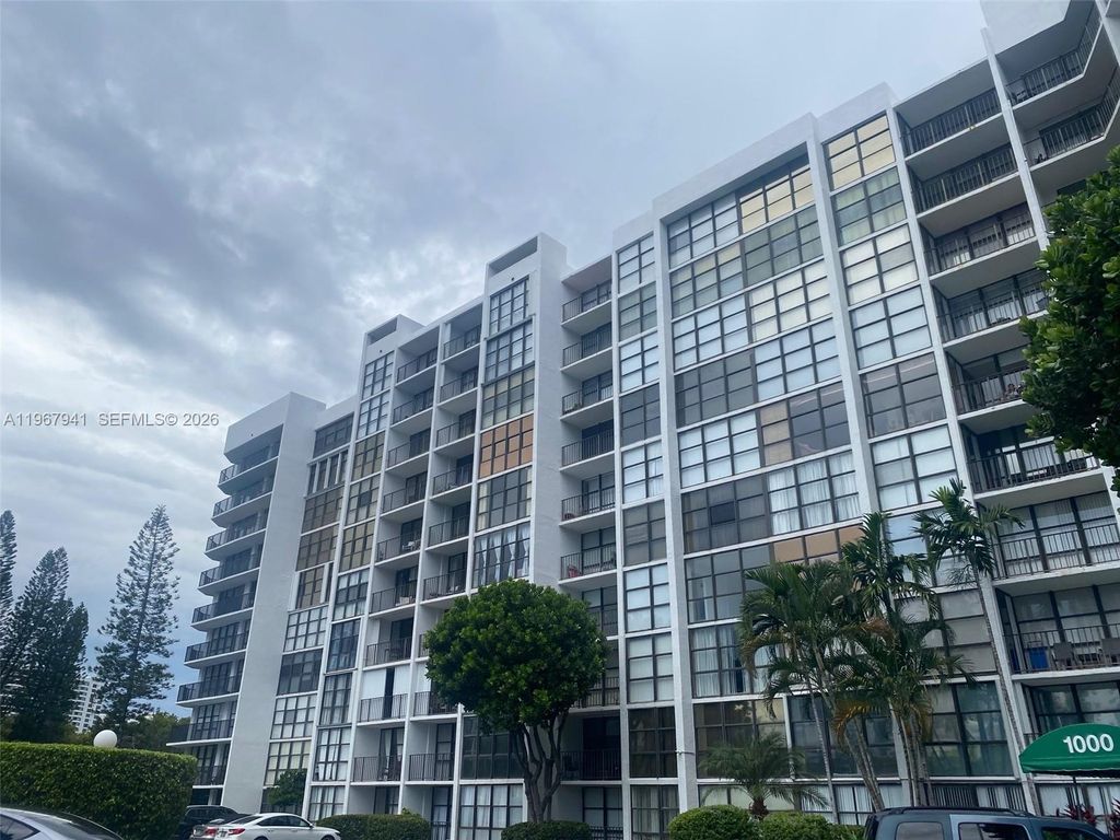Photo of 1000 Parkview Dr #427, Hallandale Beach, FL 33009 (MLS # A11967941)