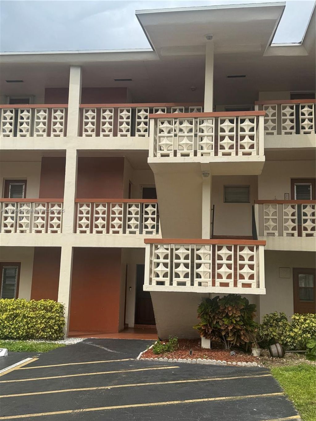 Photo of 4771 NW 10th Ct #116, Plantation, FL 33313 (MLS # A11759454)