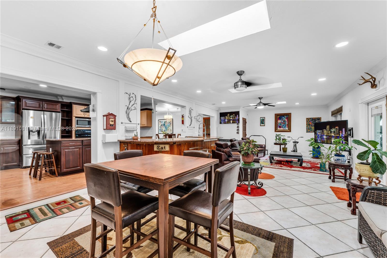 LAKESHORE SEC 3 - Residential