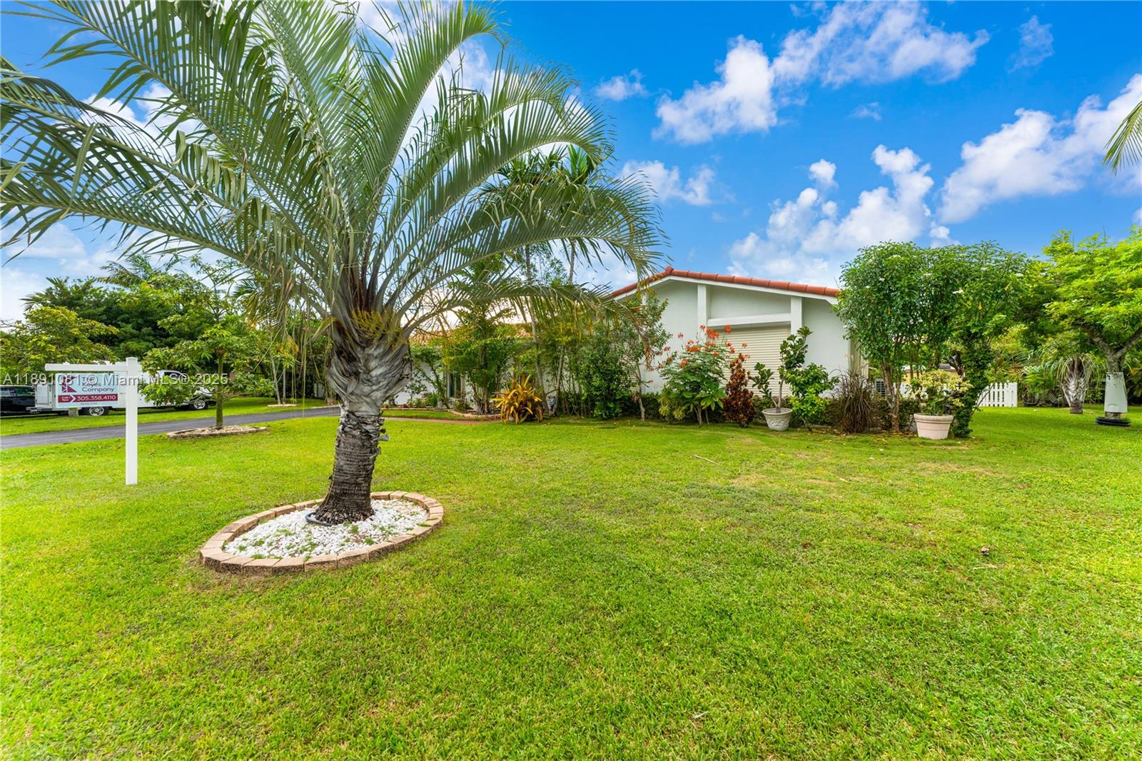 LAKESHORE SEC 3 - Residential