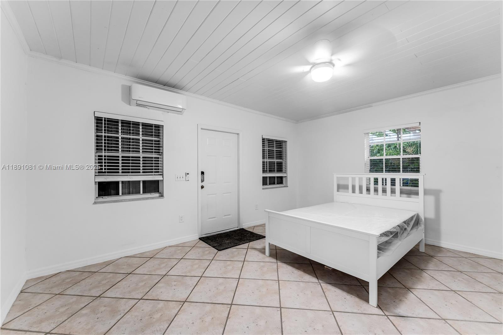 LAKESHORE SEC 3 - Residential