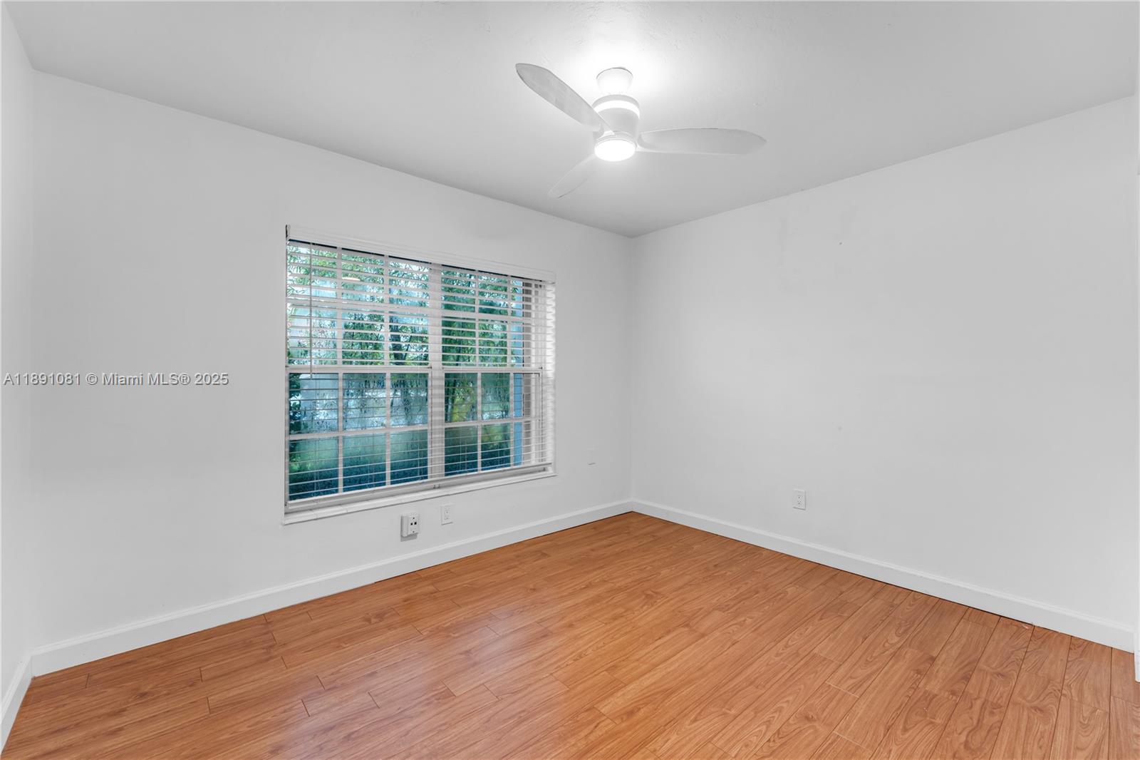 LAKESHORE SEC 3 - Residential