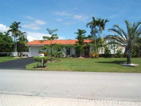 Photo of 9081 SW 140th St, Miami, FL 33176 (MLS # A11891081)