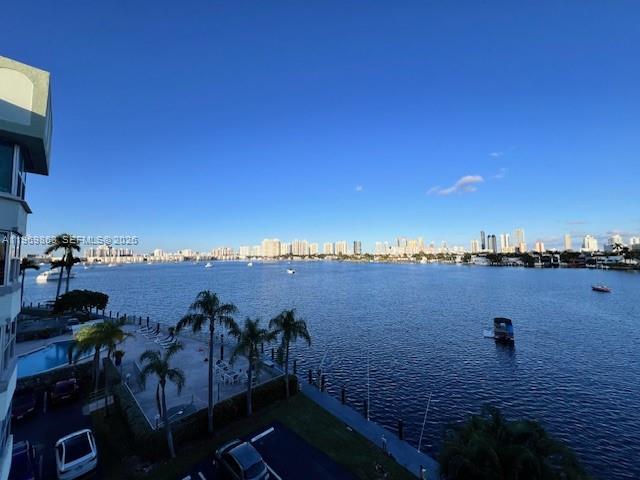 REEF SOUTH CONDO - Residential