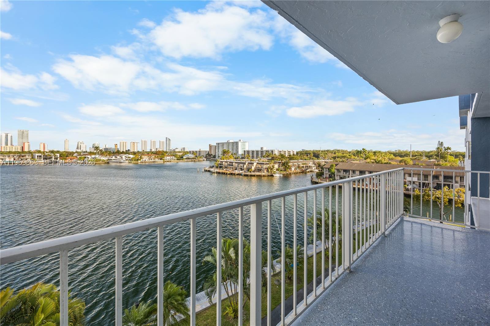 16570 NE 26th Ave 5J