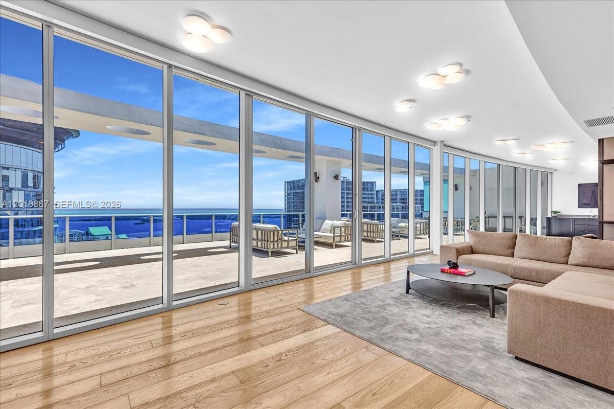 200 Biscayne Boulevard Way PH 5401