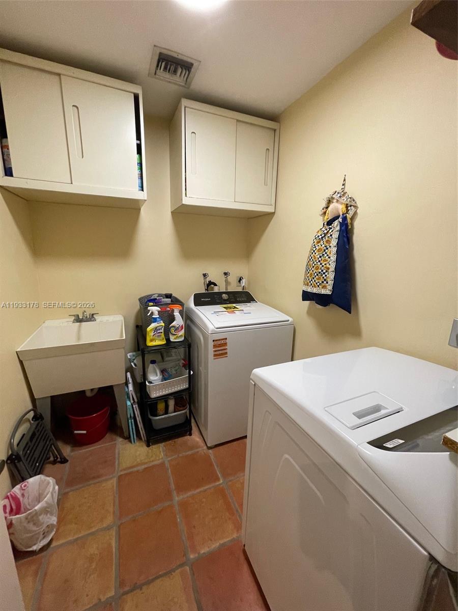 BRIARWOOD ESTATES - Residential