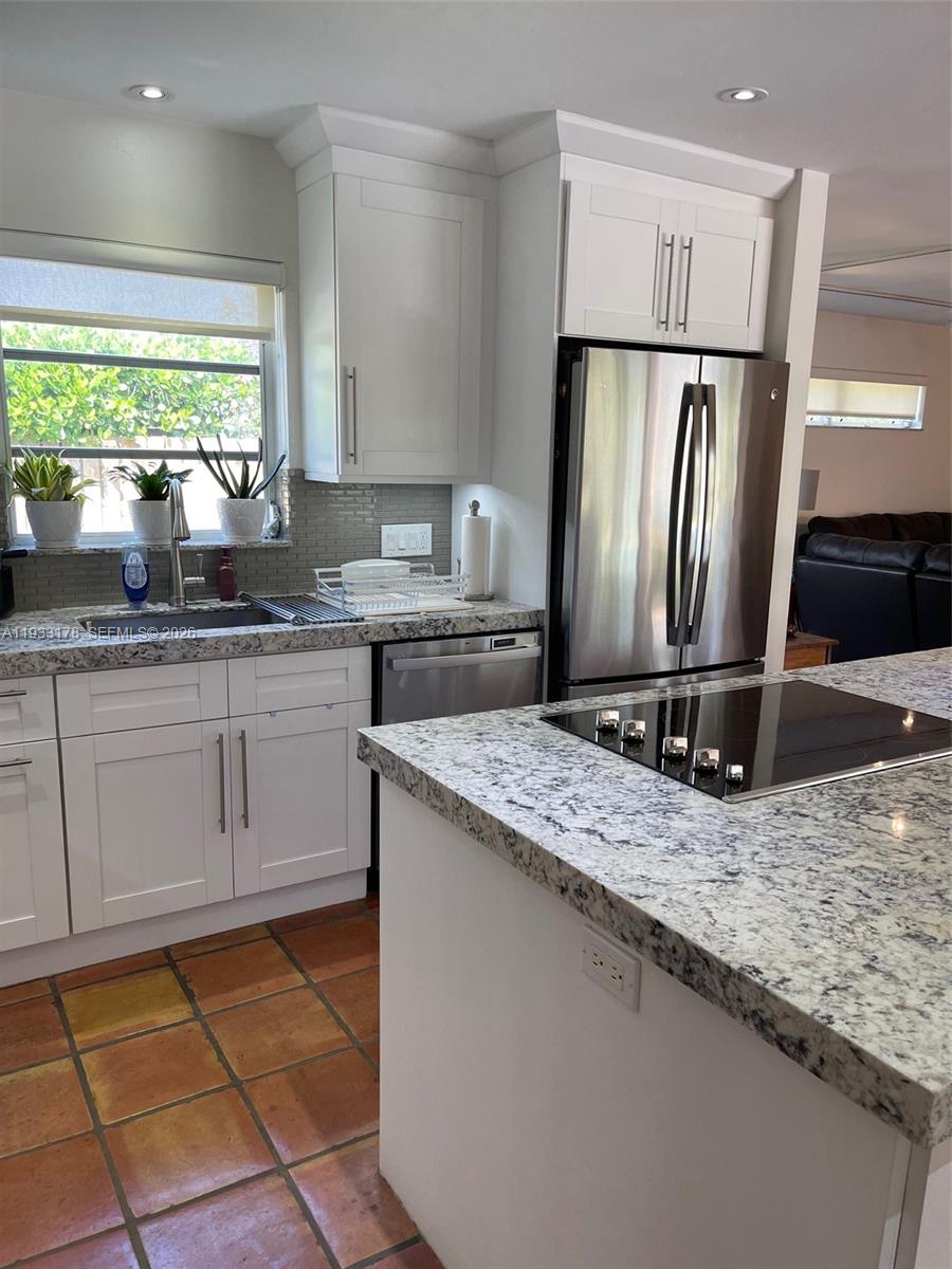 BRIARWOOD ESTATES - Residential